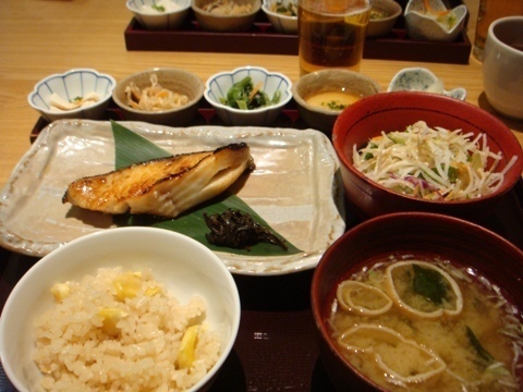 焼き魚定食.JPG